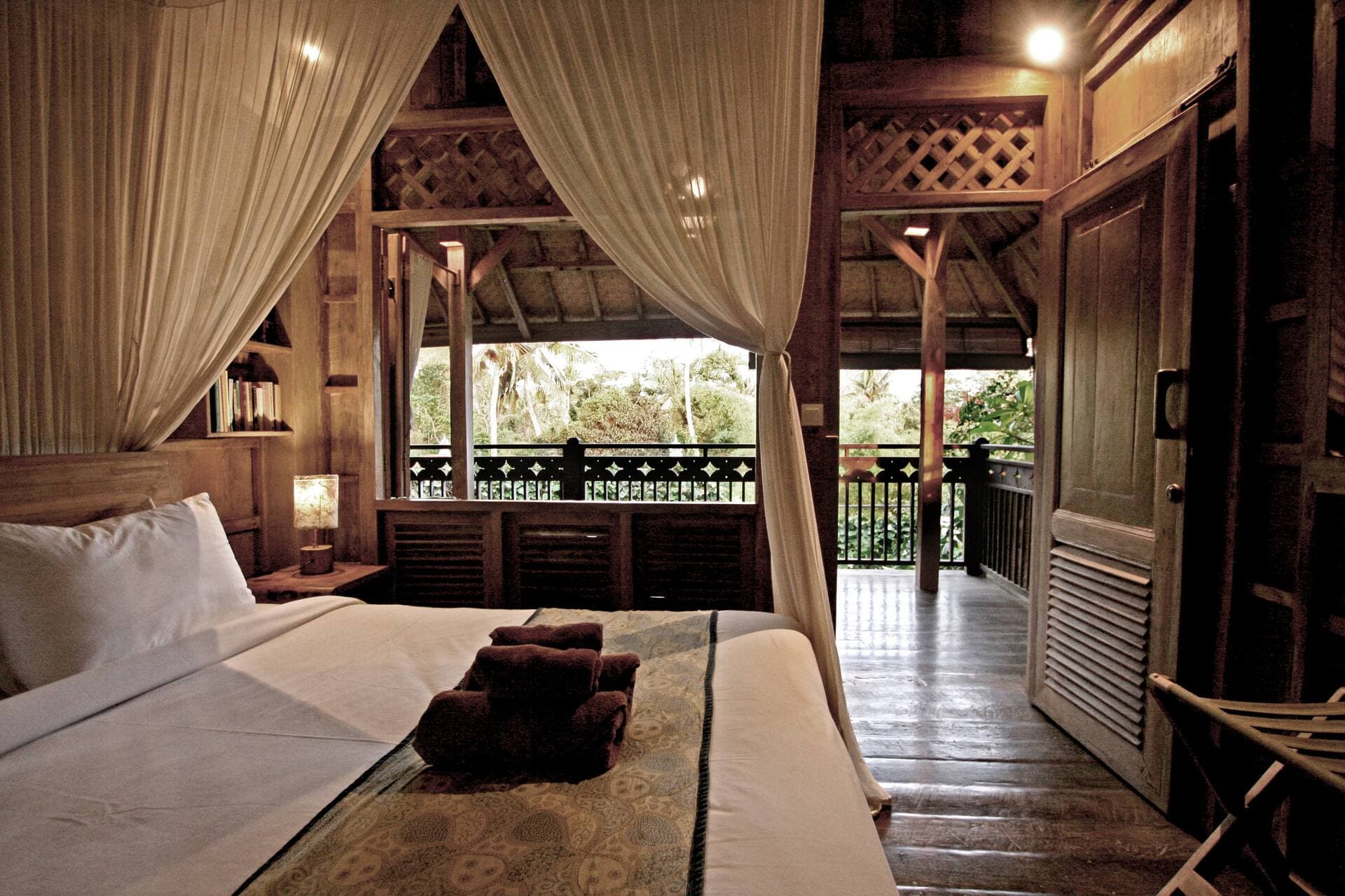Noka House: Wabi-sabi Artist Eco Villa in Ubud — photo 2